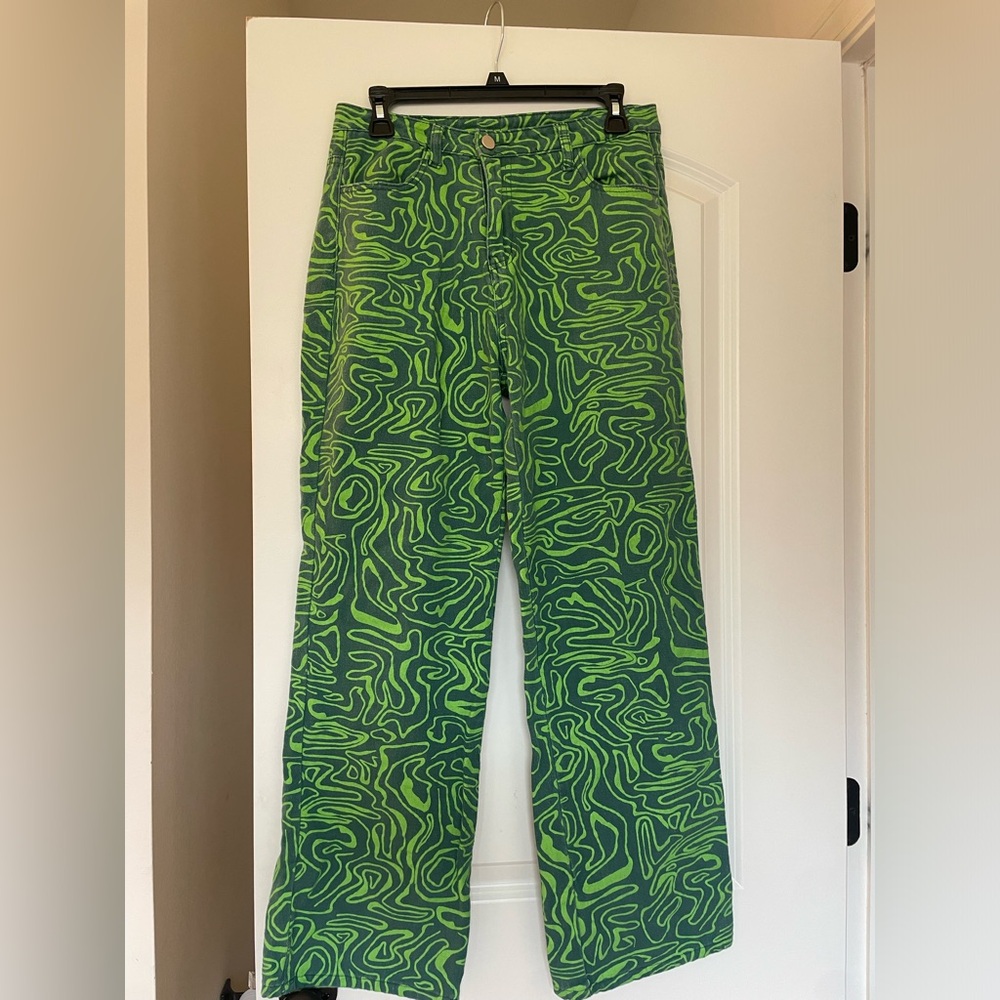 Bailey Rose green fun pants!